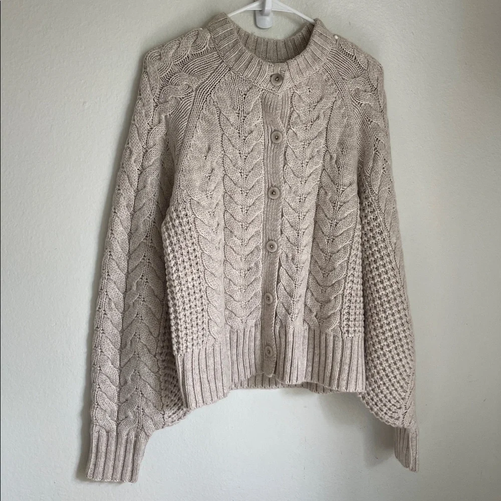 DISSH | Tom Chalk Knit Cardigan - Picture 6 of 11